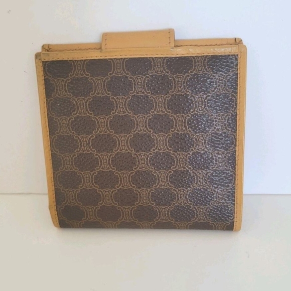 Celine Triomphe Macadam Vintage Canvas Leather Wallet Bifold Compact  (EUC) - Picture 2 of 12